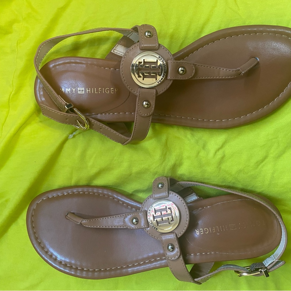 Tommy Hilfiger Brown Sandals with Gold Accents - Picture 4 of 6